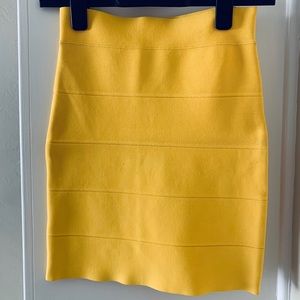 BCBG Simone Bandage Skirt M Bright Sunflower